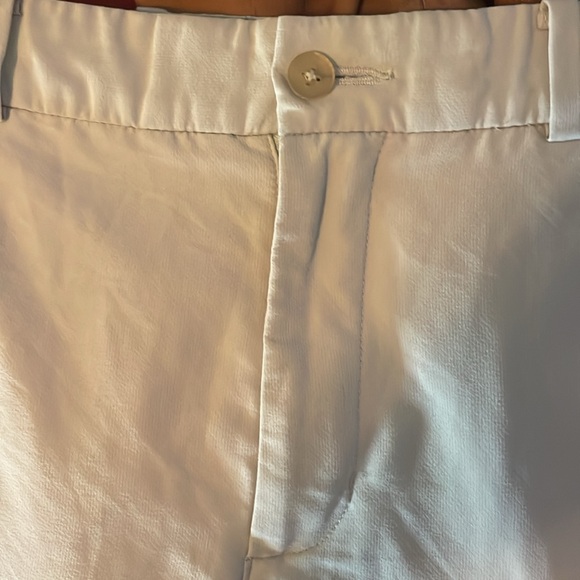Men’s: Nike dry fit shorts. Size 36. - Picture 3 of 4
